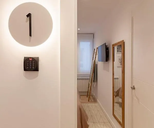 Ah Room4you Vut3026as Guest house